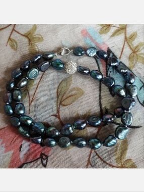 Peacock Freshwater Pearl Blue Gray Green Purple Single Strand Necklace Oil Slick